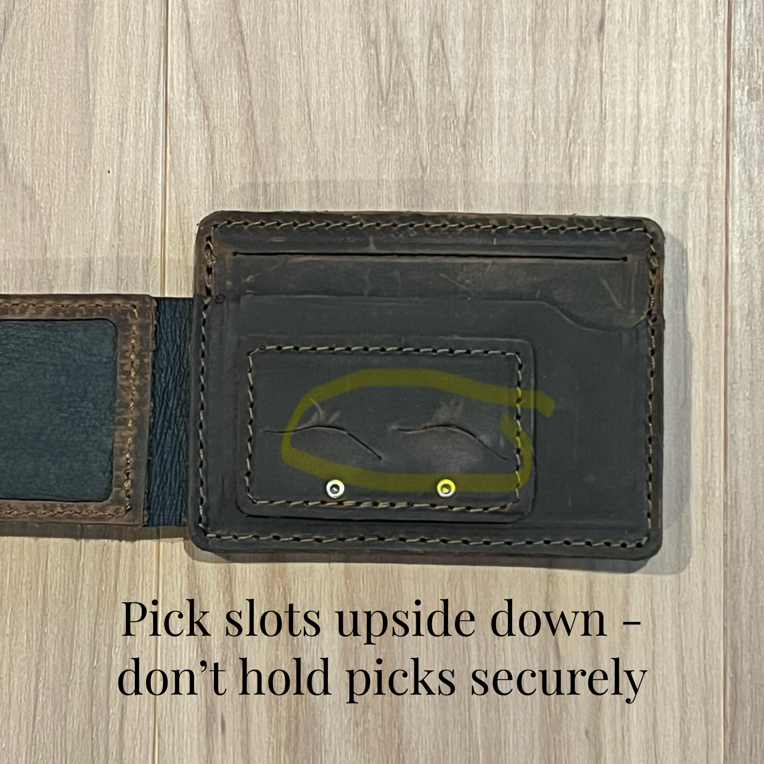 B-STOCK - Compact Pick Wallet - Whiskey Brown (2)